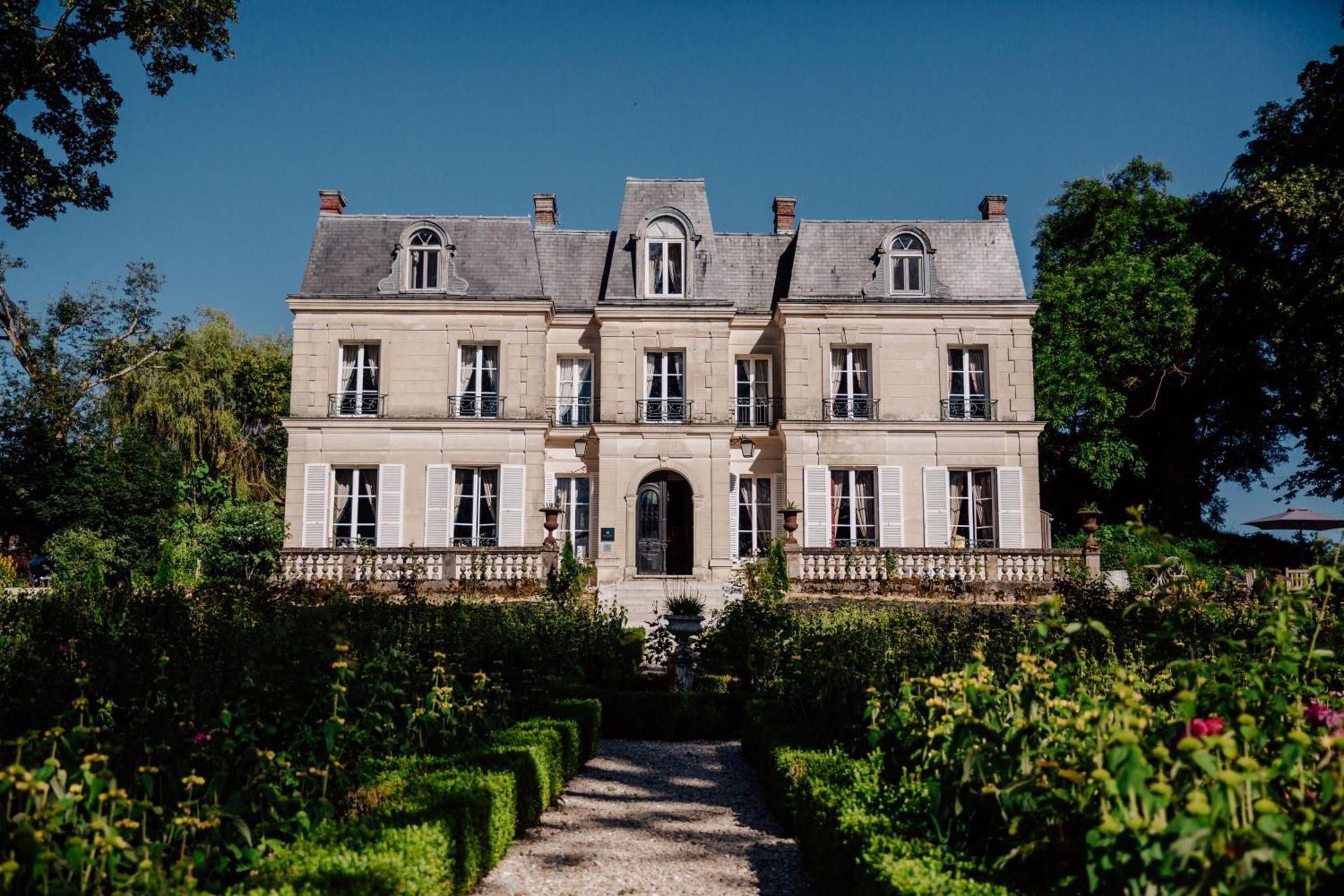 Chateau De Picheny Exterior photo